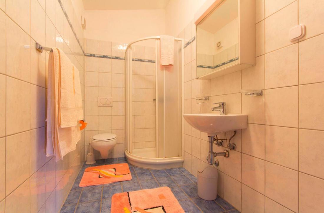 4 Palme A Apartment Funtana
